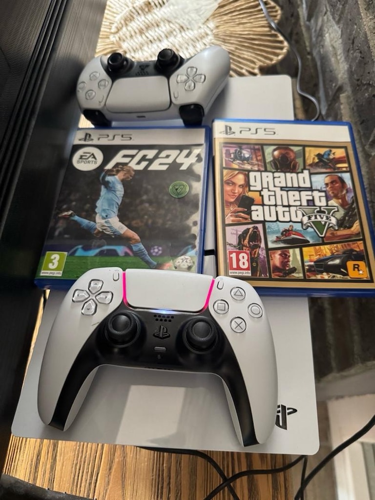 ps5 iki kollu sıkıntısız cihaz cdli versiyon - 2