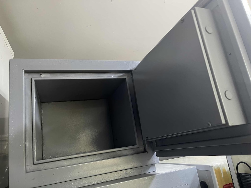 KLAS OFİS PENDİK 55x45x50 KIRTAŞ ÇELİK KASA İKİNCİ EL - 3