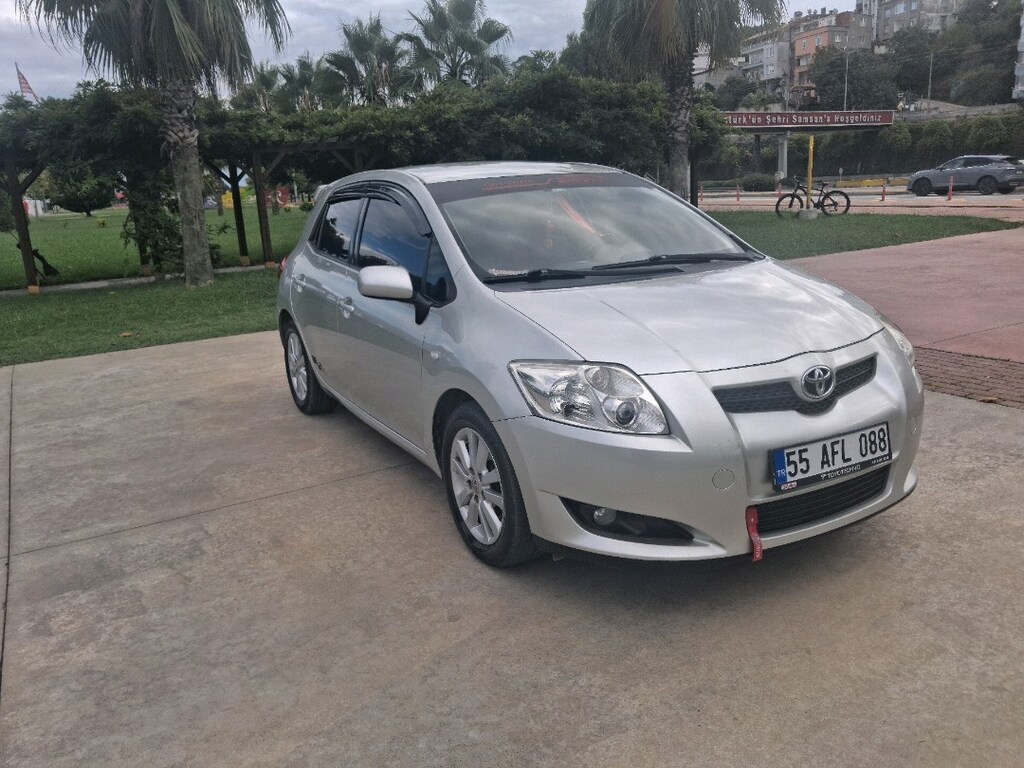 toyota auris elegant - 7