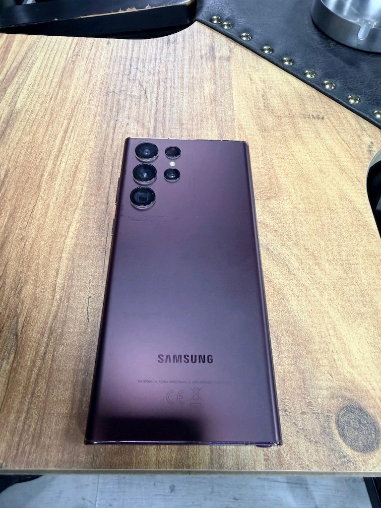 Samsung Galaxs 5g s22 ultra mor