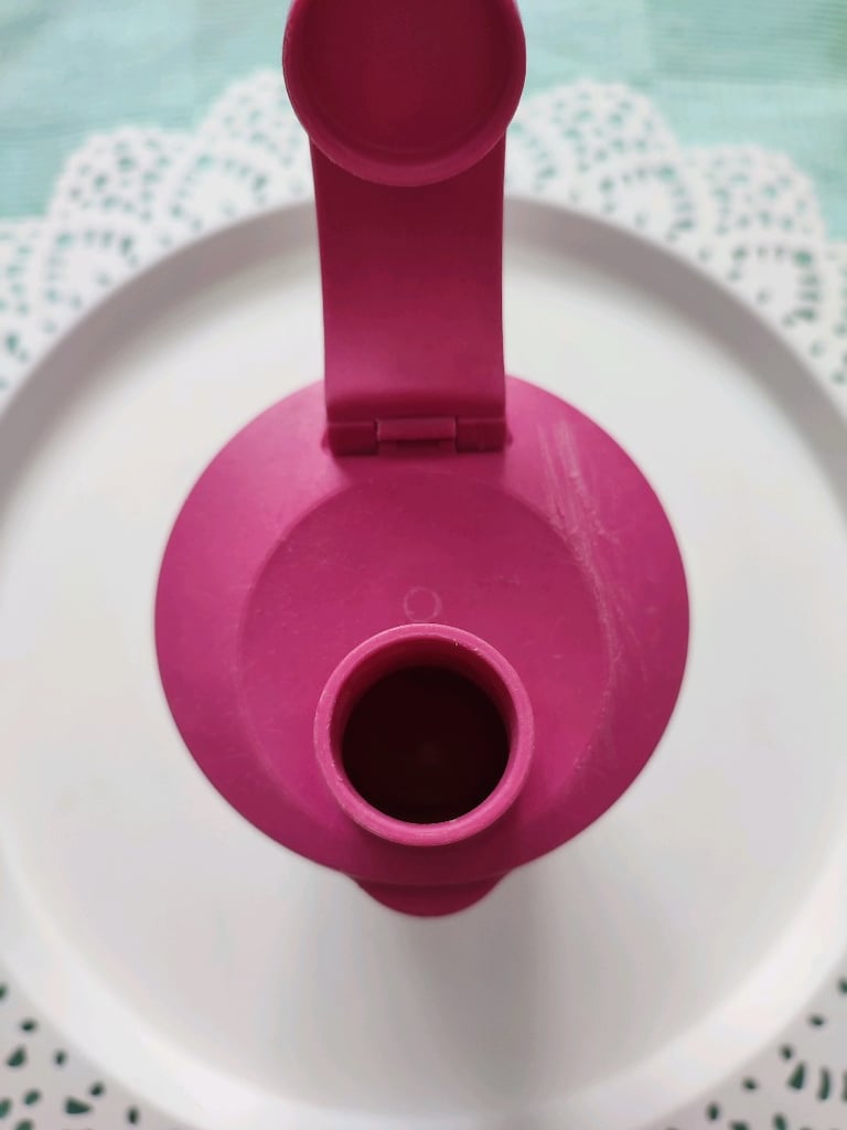 Tupperware Hello Kity Kapaklı Bardak 330 ml - 3