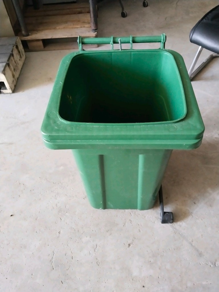 Plastik Çöp Kovası (120 Litre. Açıklamayı Okuyun) - 4