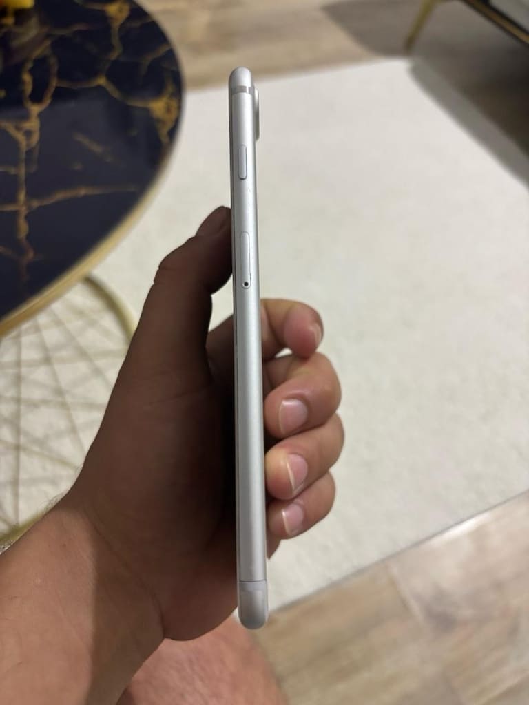 iPhone 8 plus - 3