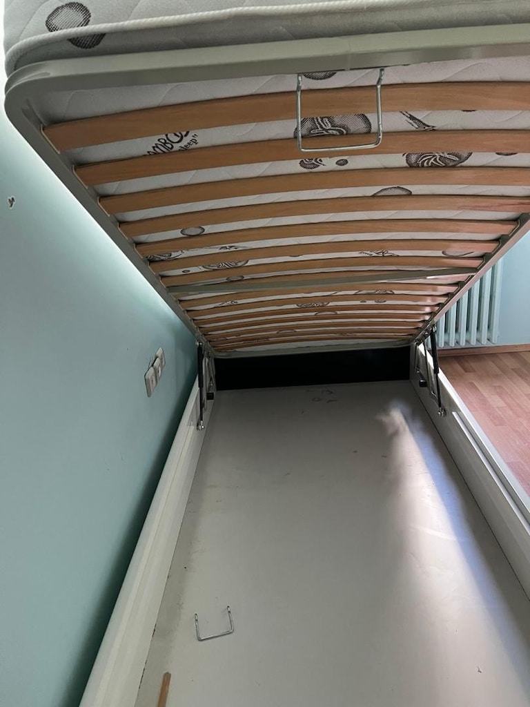 Tek Kişilik Özel Yapım 100x200 Baza + Başlık + Yatak | Az Kullanılmış - 2