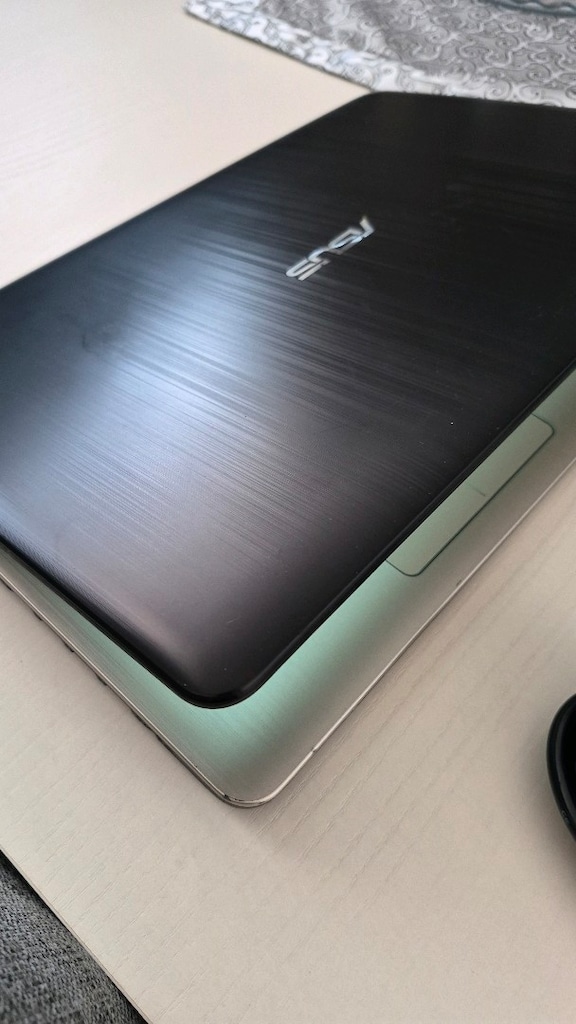 laptop - 14
