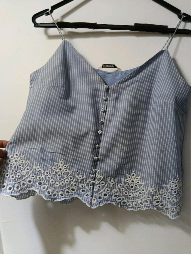 Stradivarius bez bluz. 36 beden. yenidir.