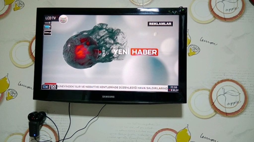 SAMSUNG 82 EKRAN 32 İNC TV - 7