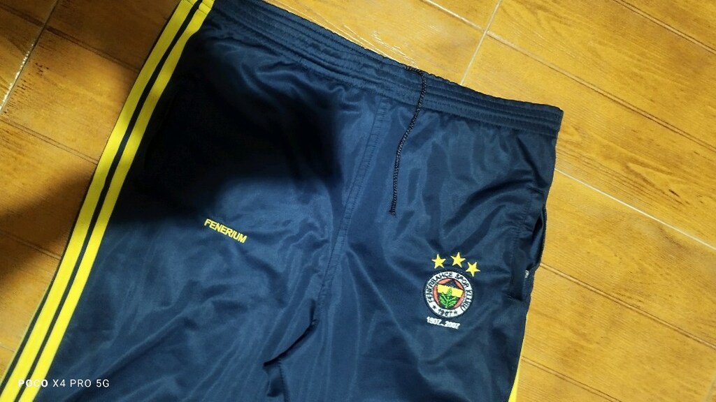 #Adidas Fenerium Eşofman Eni çekilince 50 Boyu 108 ??