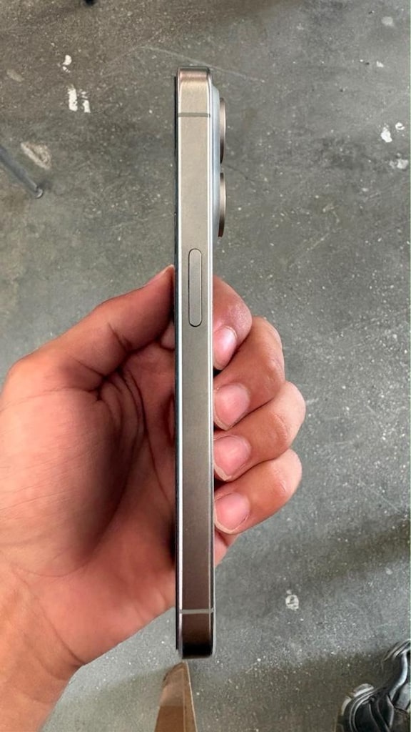 iPhone 15 pro 128 gb titanyum - 4