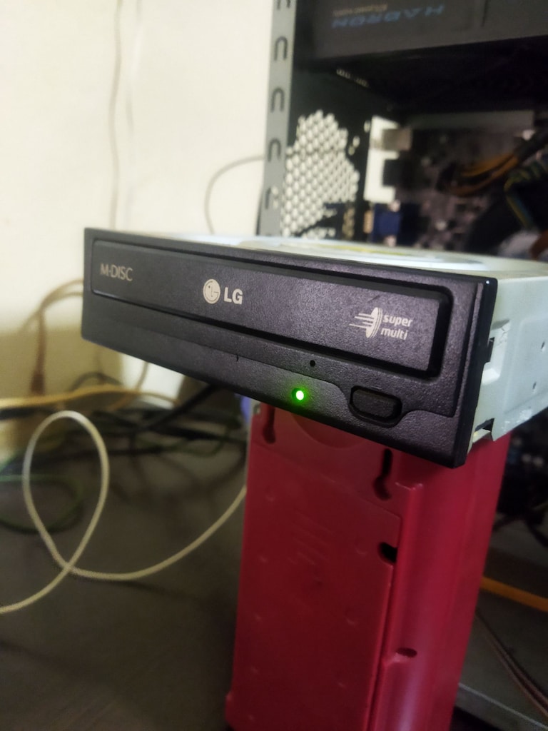 Asus - Lg SATA DVD-RW DVD CD YAZICI 3 Adet Yedek Parça Niyetine - 2