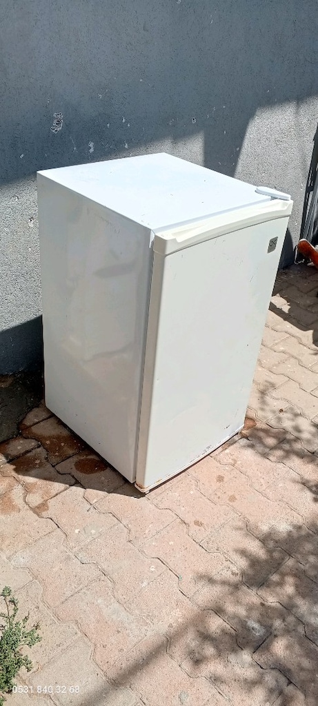 Mini Buz Dolabı - 2