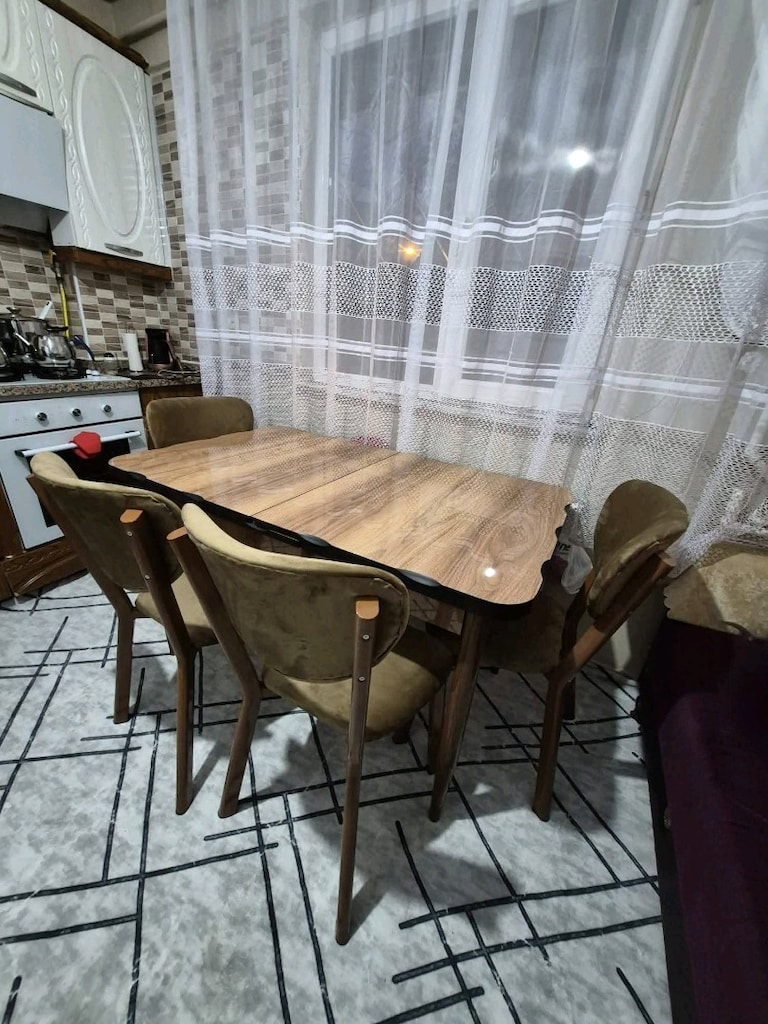 İMALATTAN KISA SÜRELİĞİNE KAÇMAZ KAMPANYA MASA VE 4 ADET SANDALYE - 18