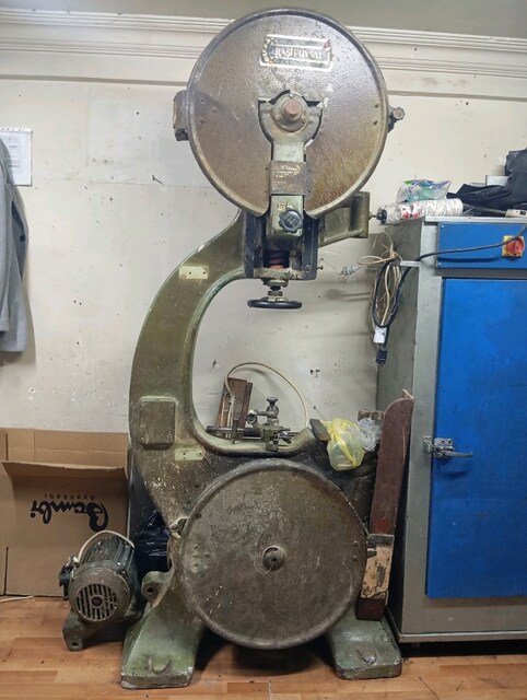 şerit testere ve marangoz makinaları komple açıklamayı okuyun