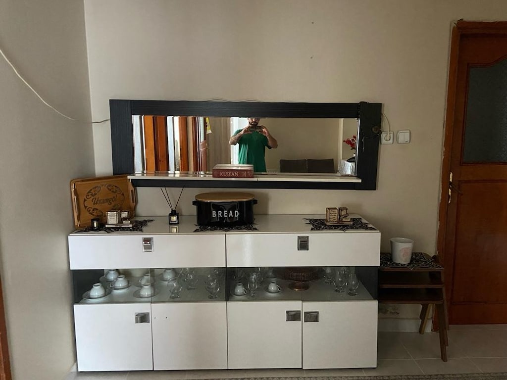 Konsol ve vitrin takımı - 2