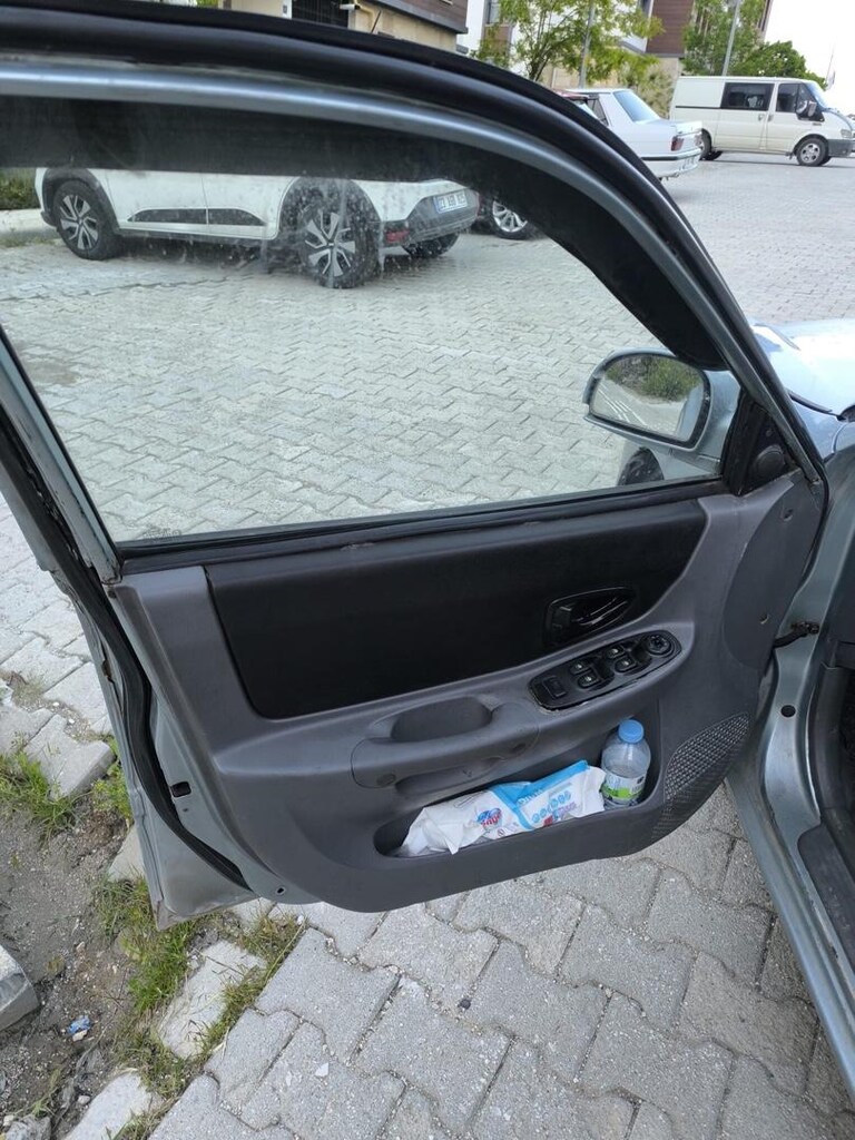 HYUNDAİ ACCENT LS - 12