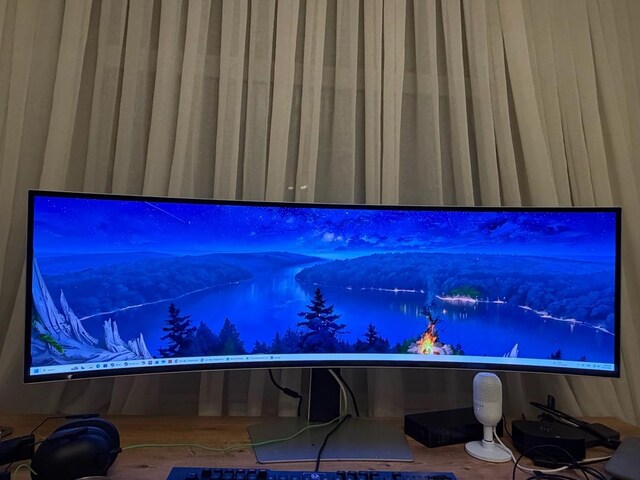 Samsung G9 OLED 240 hz