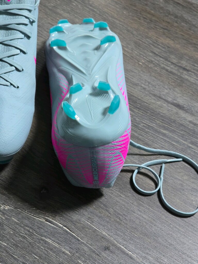 nike orjinal prof krampon 43 numara az kullanılmış açıklama oku - 3