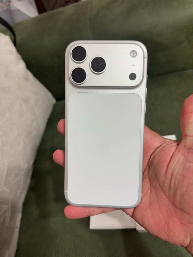 iphone 17pro max (17 ay garantili pil 100) - 9