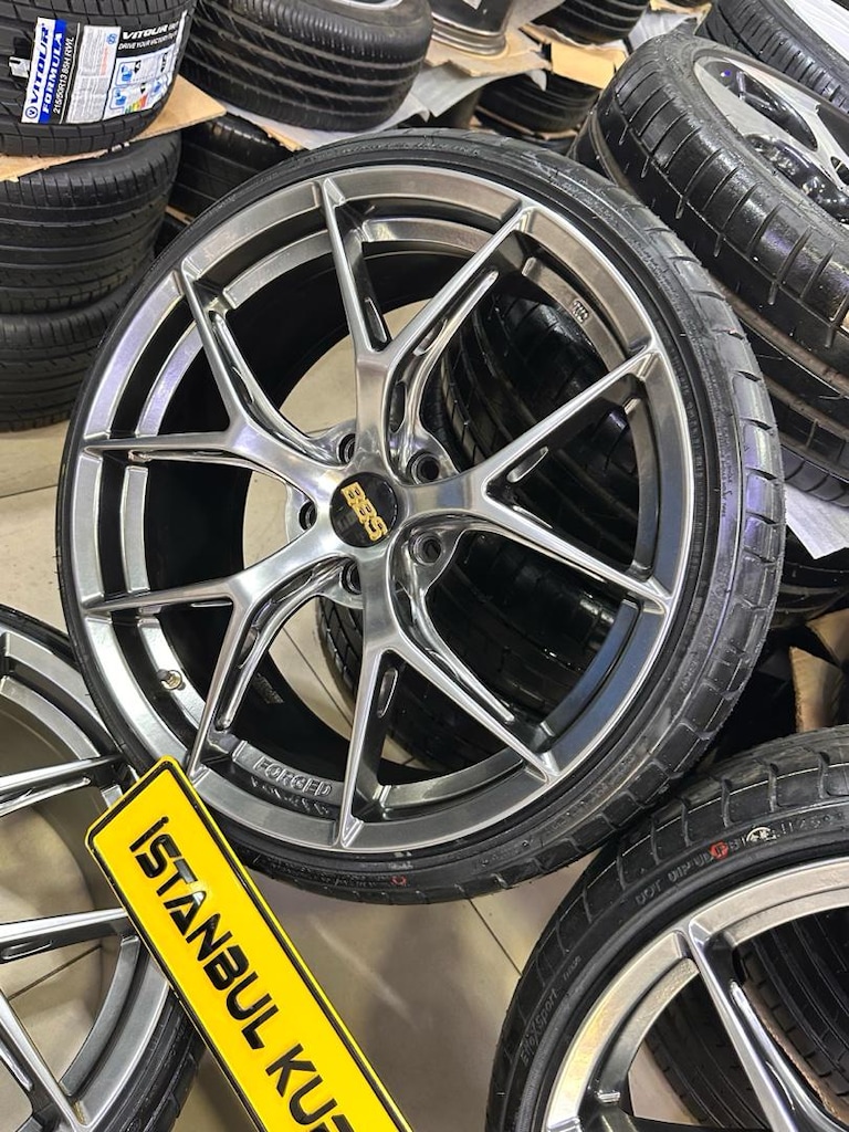 19 İNÇ SIFIR !! BBS Fİ-R 5x112 TRİANGLE JANT LASTİK TAKIMI 215/35/19 - 19