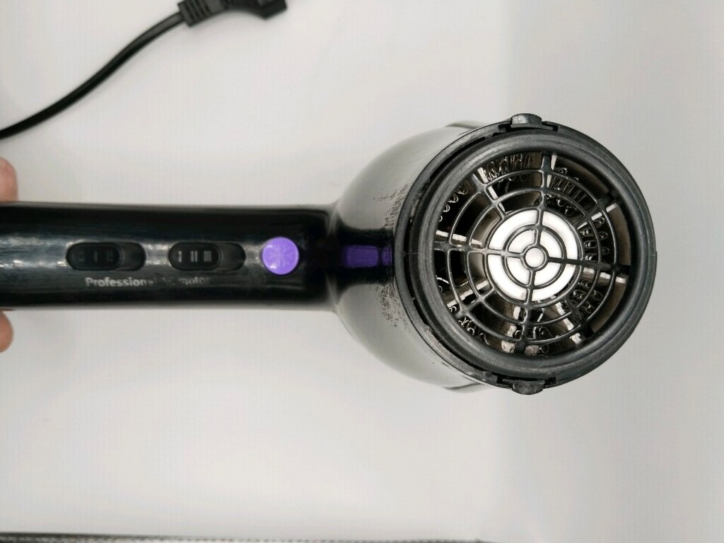 Mor Detaylı Siyah Fön Makinesi 2800W - 3