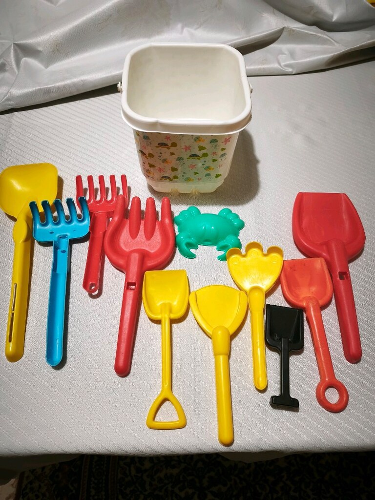 Plaj kum oyuncağı karışık renkli 12 Adet. - 3
