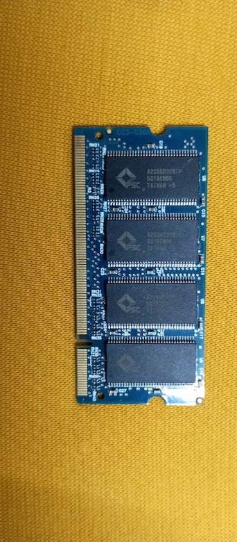 TwinMOS laptop rami - 2
