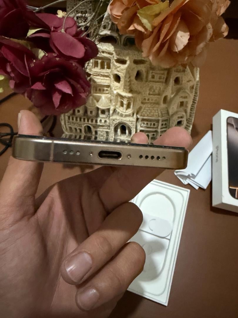 iPhone 16 Pro - 5