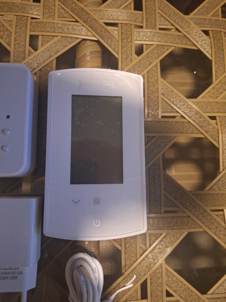 Sıfır Jelatini Üstünde Wifi Oda Termostat - 3