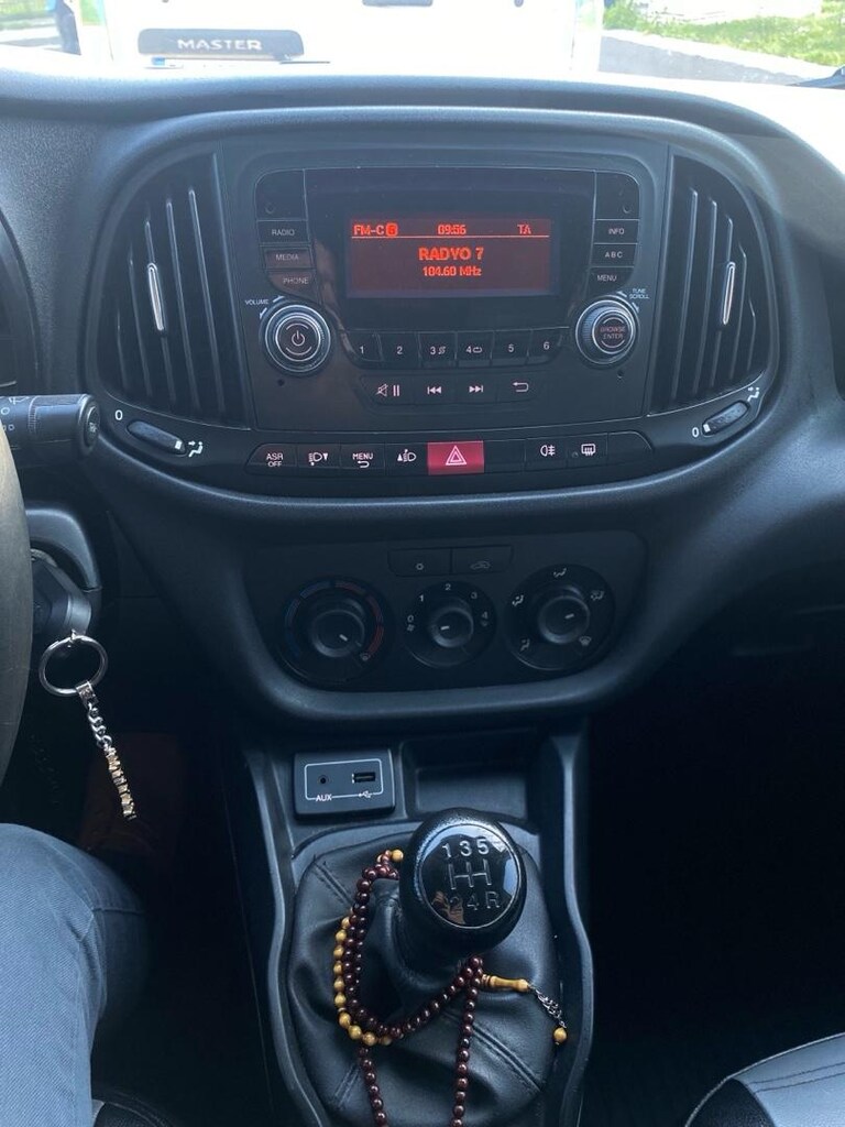 Doblo Geniş Aile Aracı temiz - 11
