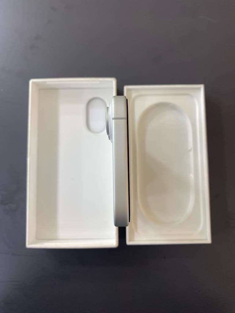 IPHONE 16 BEYAZ 128 GB HATASIZ TERTEMİZ - 4