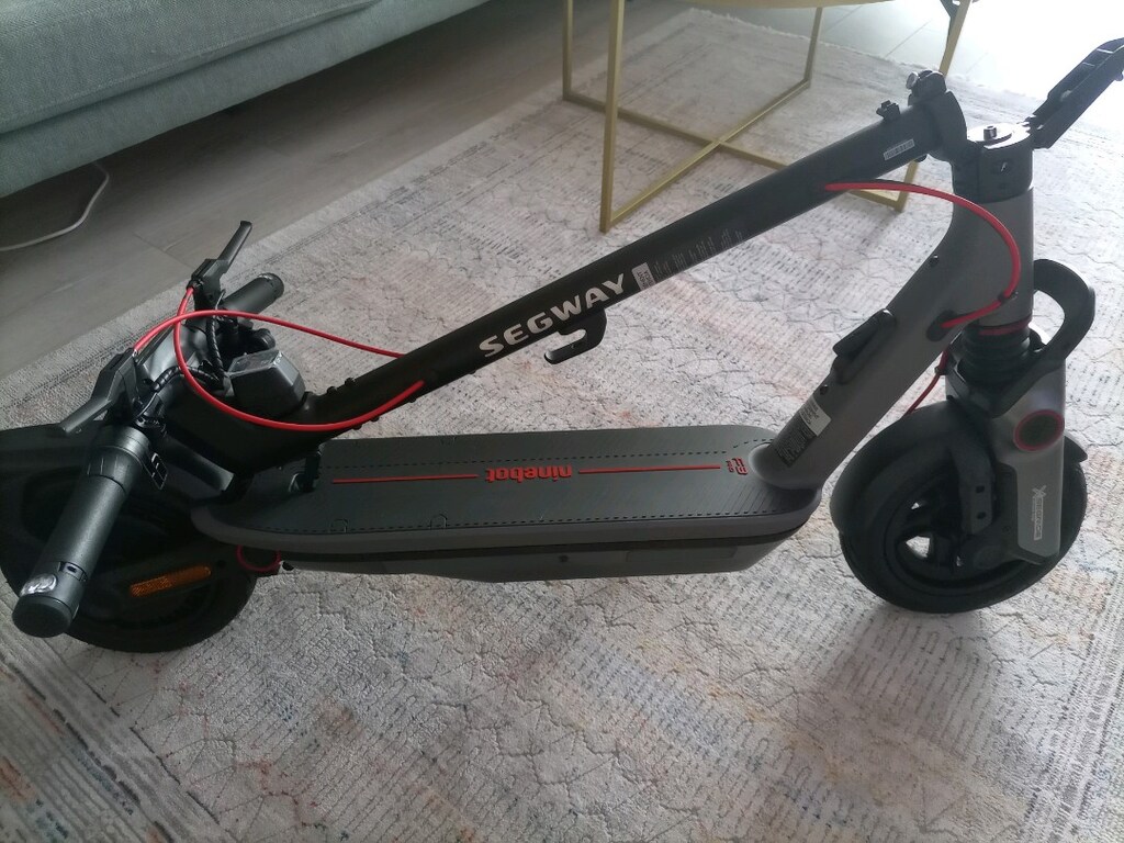 Segway NineBot F3 Pro Scooter - 2