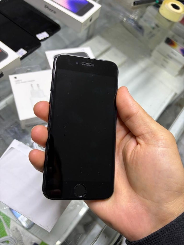 MÜHENDİSCELL’DEN İPHONE SE 3.NESİL İOS 18 PİL%98 KUTU FATURALI - 2