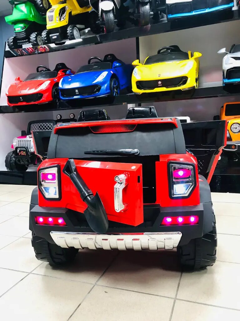 Akülü Jeep
