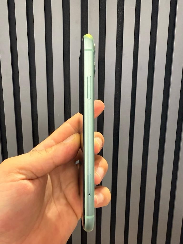 İphone 11 Yeşil 128GB - 3