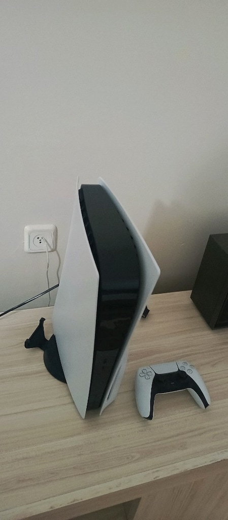 Ps5 825 gb cd'li ürün + 1 kol - 2