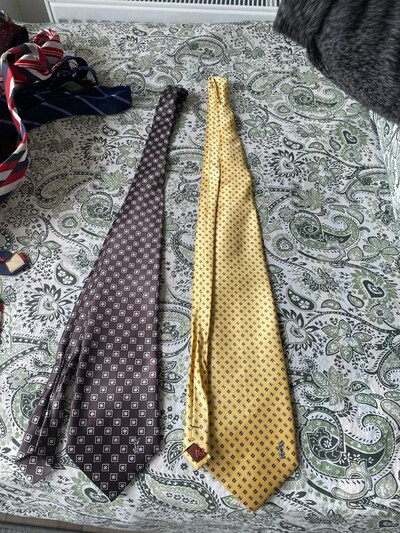 YVES SAİNT LAURENT