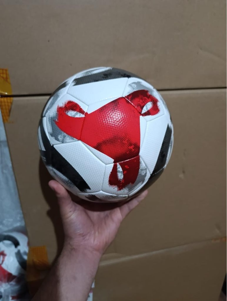 Adidas Futbol Topu Beyaz Kırmızı - 2