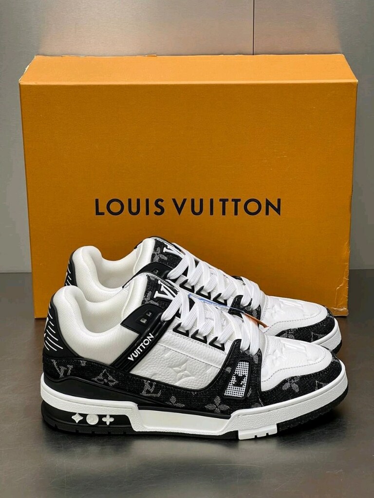 Louis Vuitton - 8