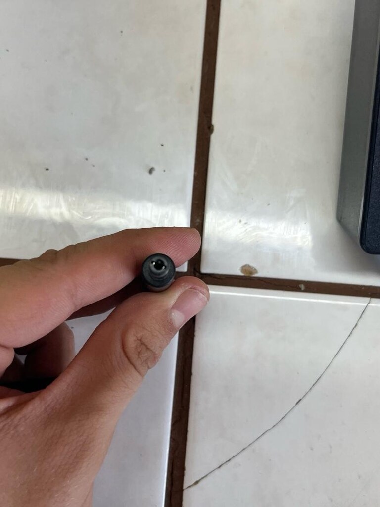 Electrolux Ultimate 800 Dikey Şarjlı Süpürge Şarj Aleti - 2