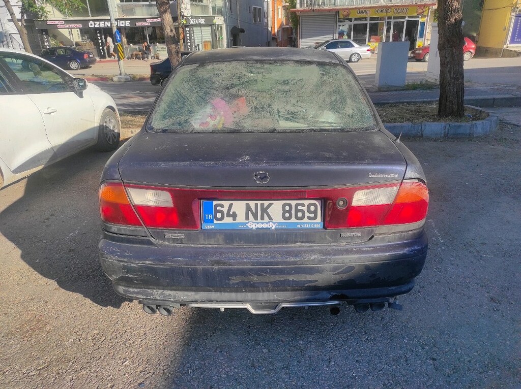 Mazda 323 famili 98 model 1.5 klimalı - 3