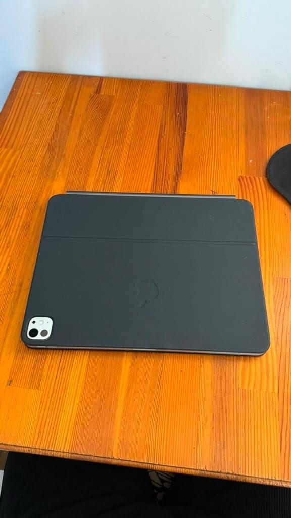 İpad pro 13 inç m5 256gb kalem klavye dahil. - 4