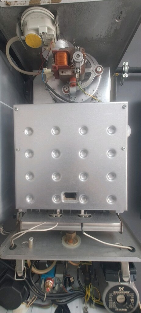 Yetkili Servisten DemirDöküm ATRON 24 KW - 6