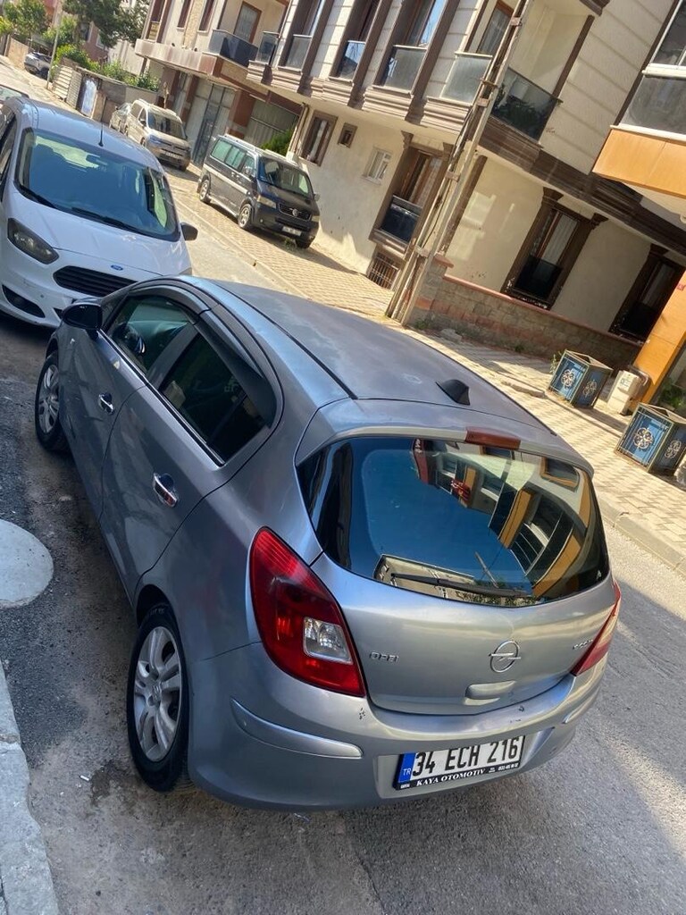 2009 model Opel corsa - 10
