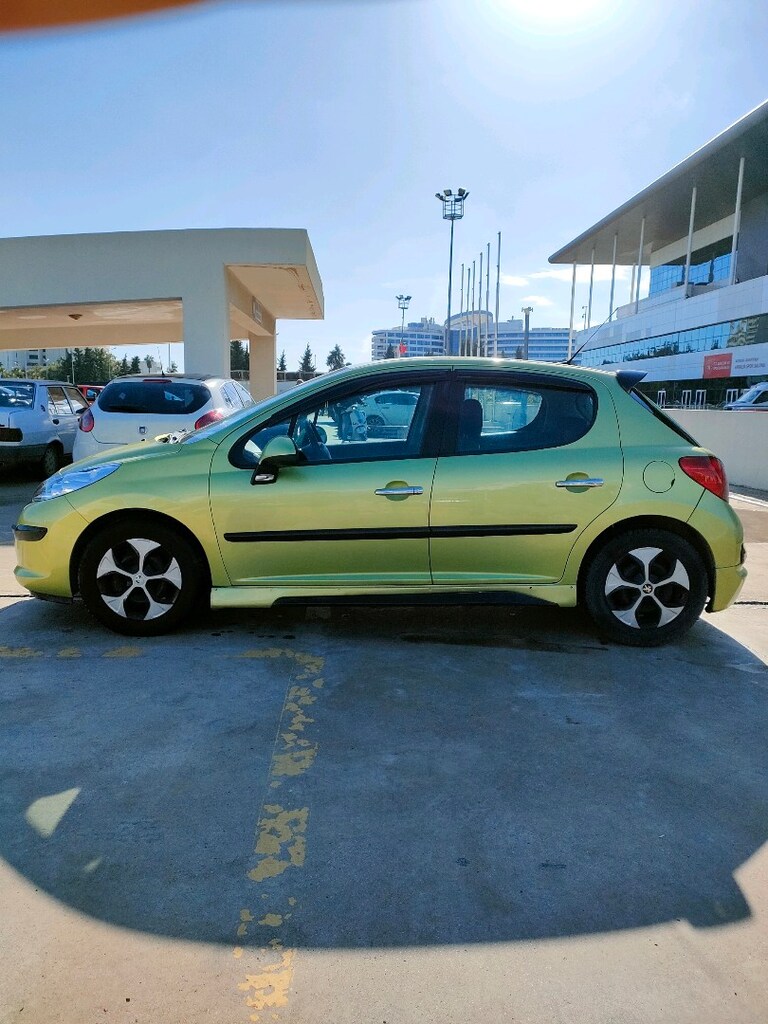 SAHİBİNDEN PEUGEOT 207 1.4 HDİ DİZEL - 3