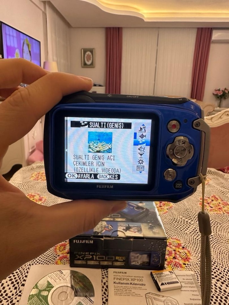 Fujilim XP100 Su Altı Fotoğraf Makinesi - 2
