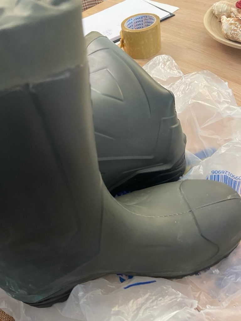 Pollyboot marka Kasık Çizmesi 45 Numara 2 defa kullanıldı sıkıntısız - 2