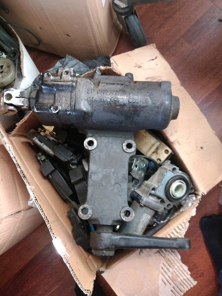 RANGE ROVER DİREKSİYON KUTUSU P38 - 2