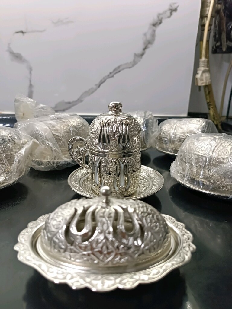 Osmanlı fincan takımı yanında bir adet sunumluk mevcut - 14
