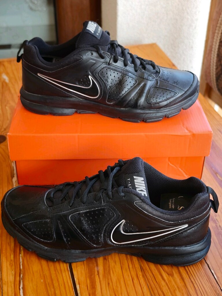 Nike T-lite Orjinal sıfır gibi üründür spor salonu içinde giyildi - 10