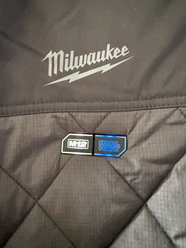 Milwaukee M12 Isıtmalı Mont Elektrikli Ceket Bataryası 12V 2500Mah - 4